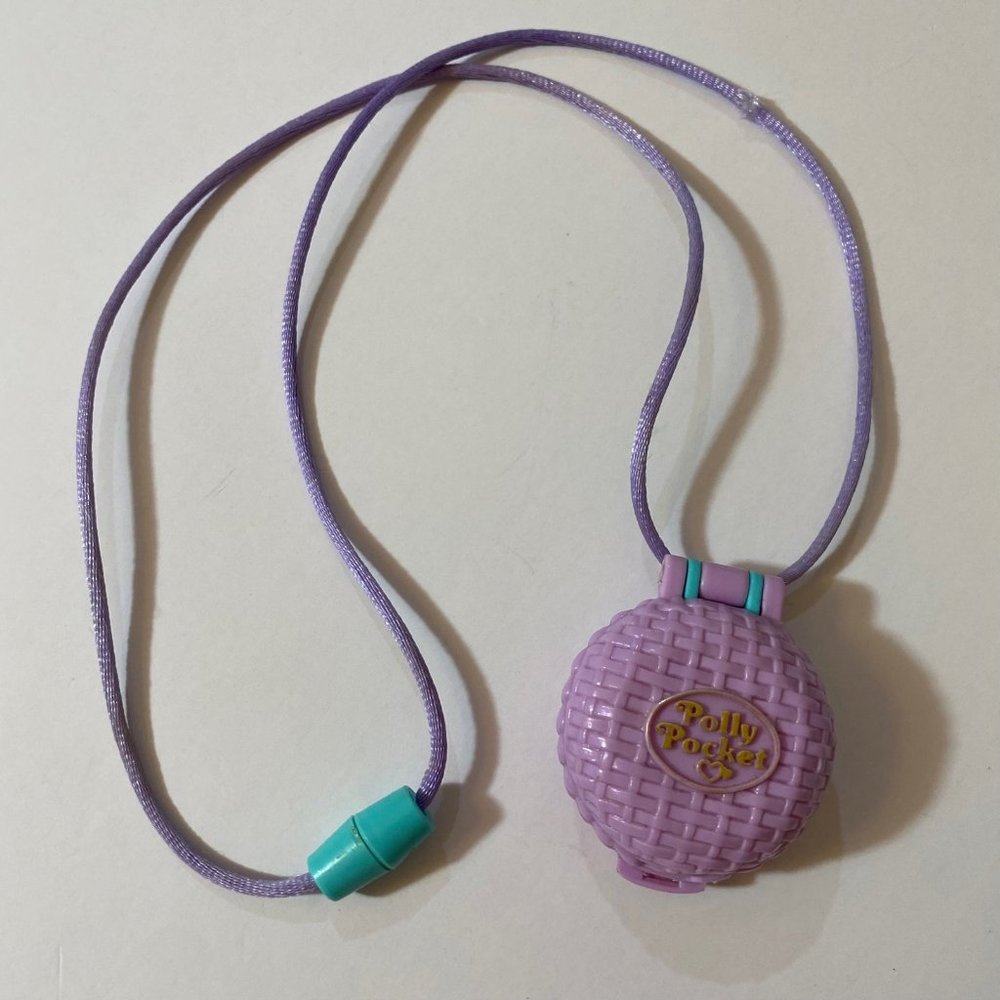 Vintage Bluebird Polly Pocket 1993 Fuzzy Bunny Locket Set - Picture 7 of 10